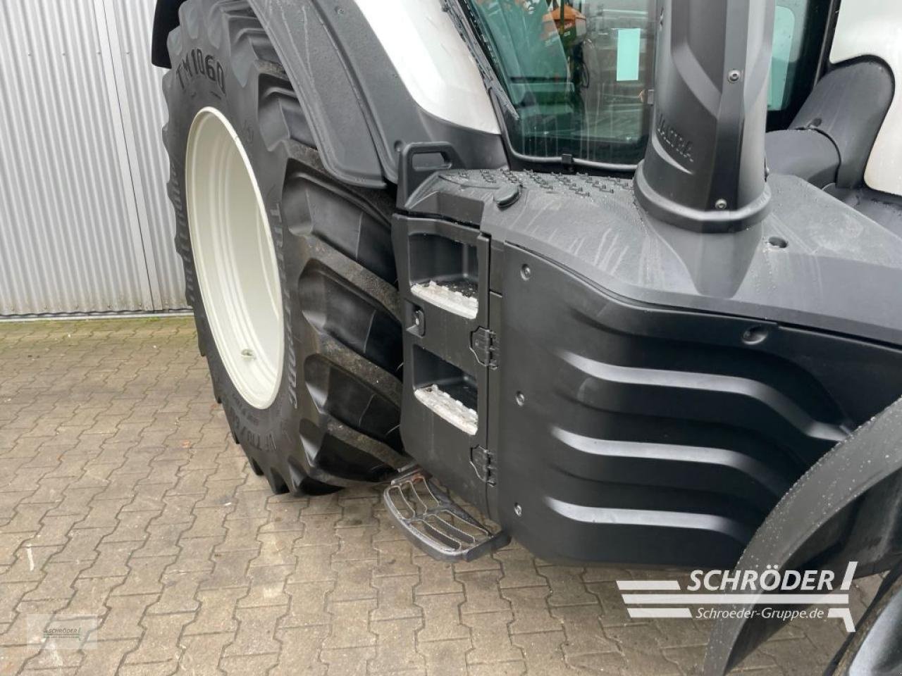 Traktor van het type Valtra T 175 ED SMARTTOUCH | RTK | UNLIMITED, Gebrauchtmaschine in Wildeshausen (Foto 22)